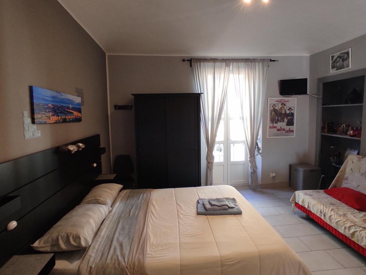 Appartement Cinecasa Di Andrea E Cristina à Turin Extérieur photo